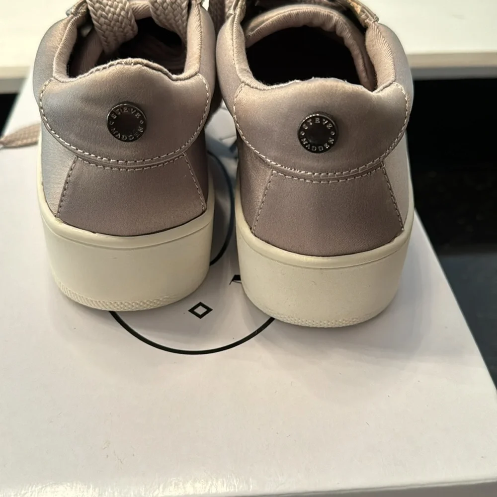 Steve Madden Beige/Taupe Platform Sneakers - Picture 6 of 6